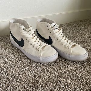 Nike Blazer Mid SB